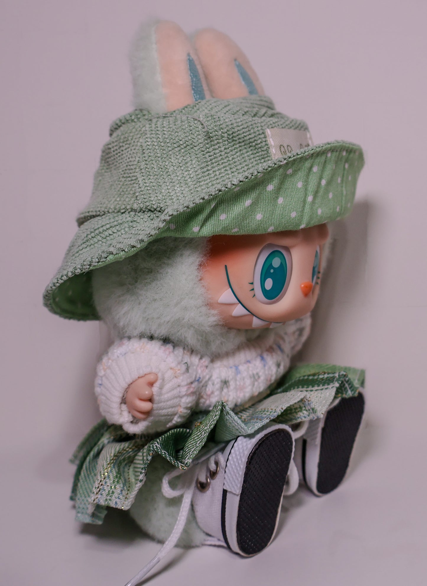 Forest Green Explorer Outfit – Hat & Knit Outfit Collectible