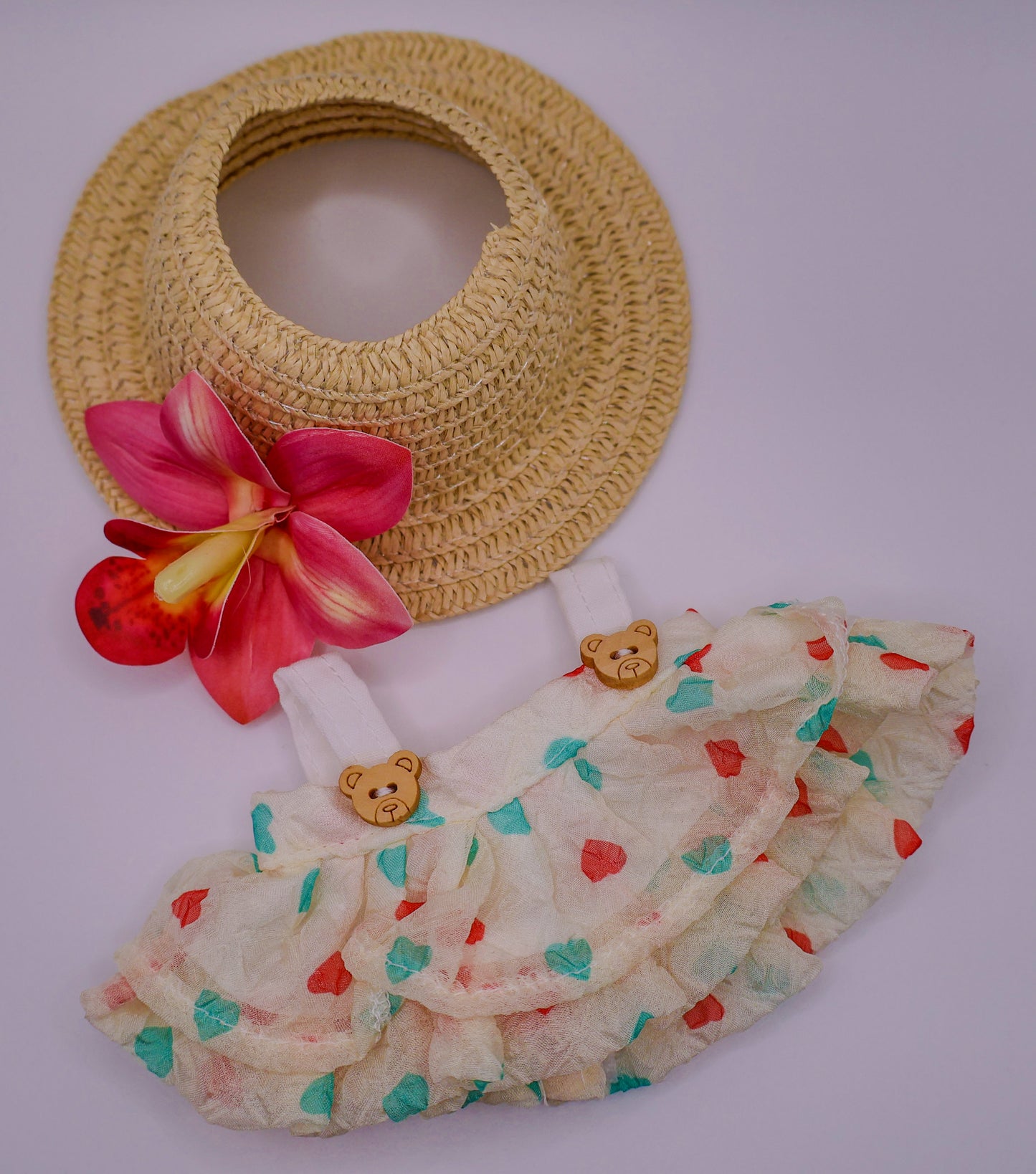 Yellow Summer Labubu Outfit – Floral Sunhat & Teddy Bear Dress