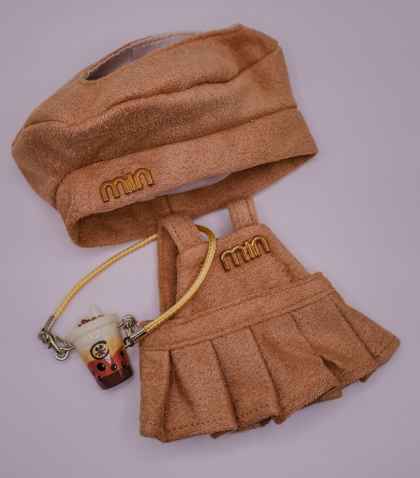 Beige Café Outfit Set for Labubu