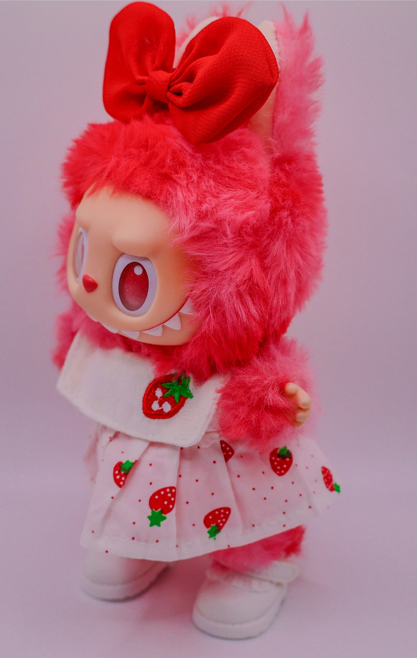 Strawberry Sweet Labubu – Red Bow & Strawberry Dress Collectible Figure