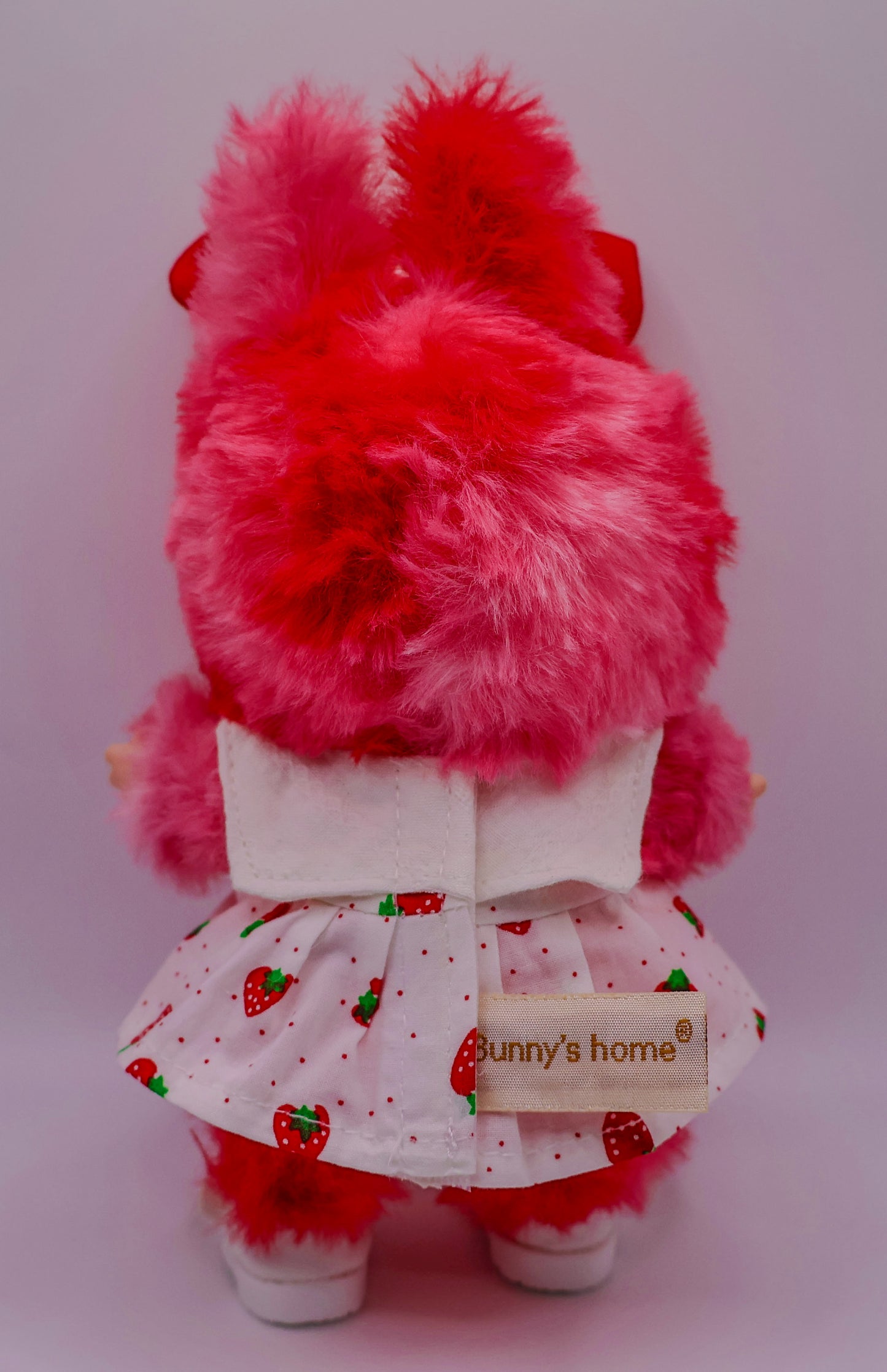 Strawberry Sweet Labubu – Red Bow & Strawberry Dress Collectible Figure